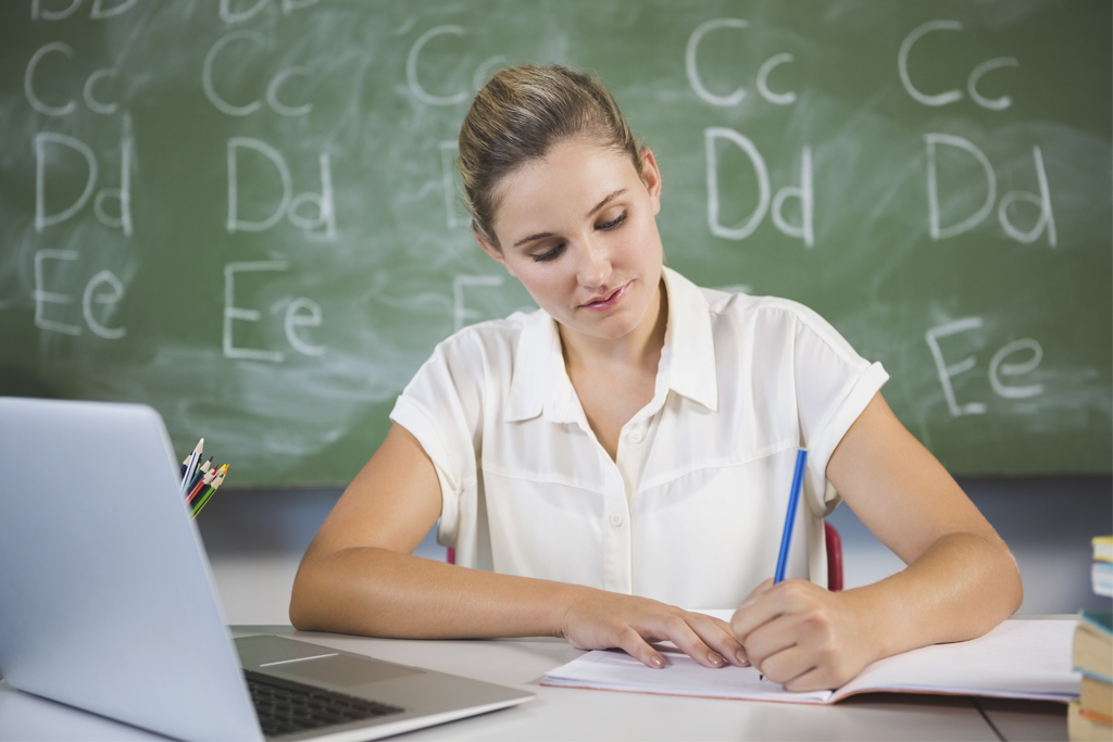 Maestría En Educación, Con Énfasis En Educación Básica2