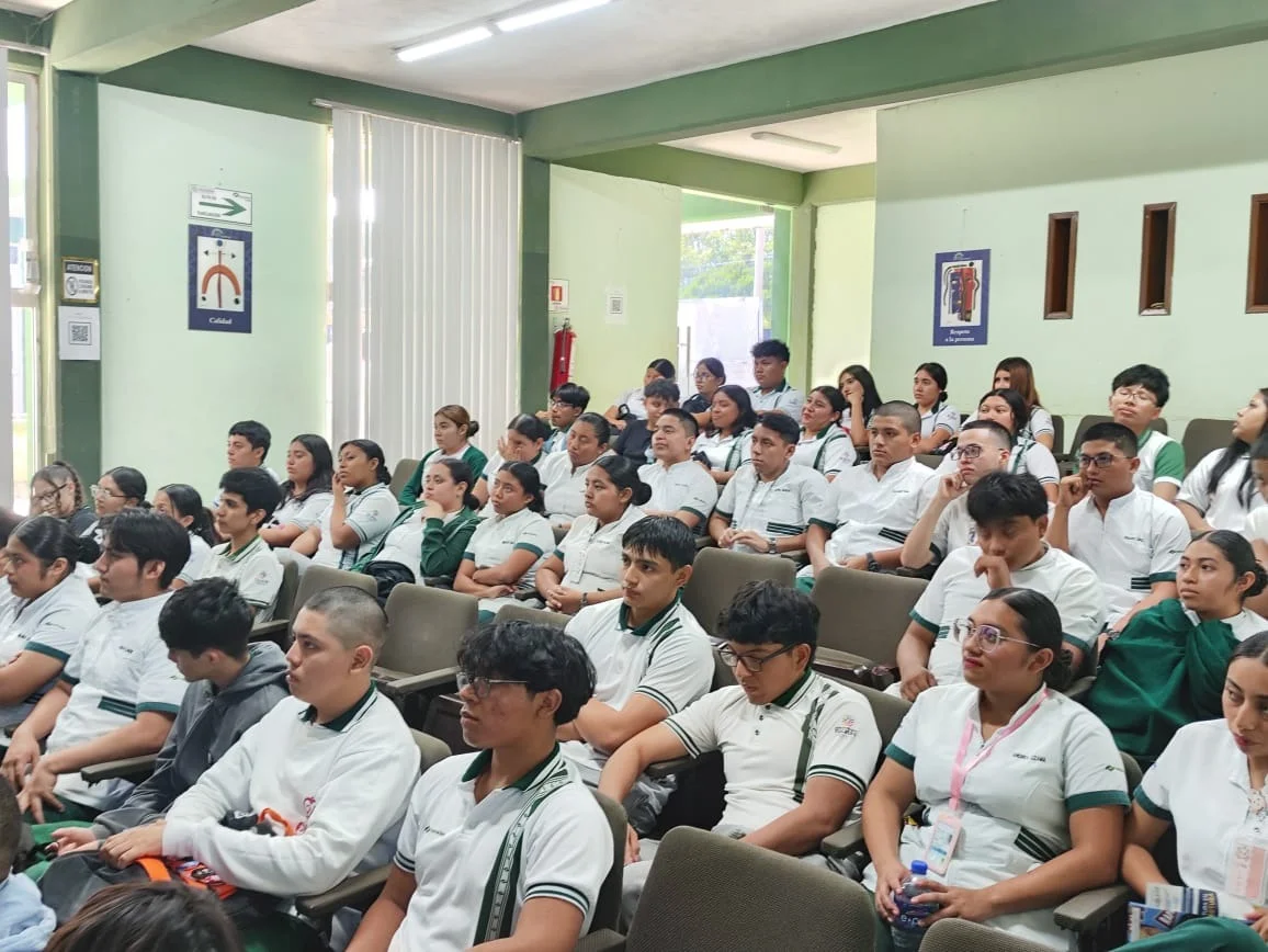 🎓✨ Decidiendo el futuro con confianza | Campus Mérida ✨🎓